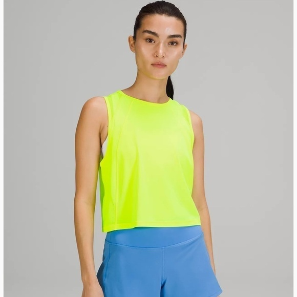 Lululemon Sculpt Cropped Tank Top
Back Vent size 12 - Picture 8 of 9